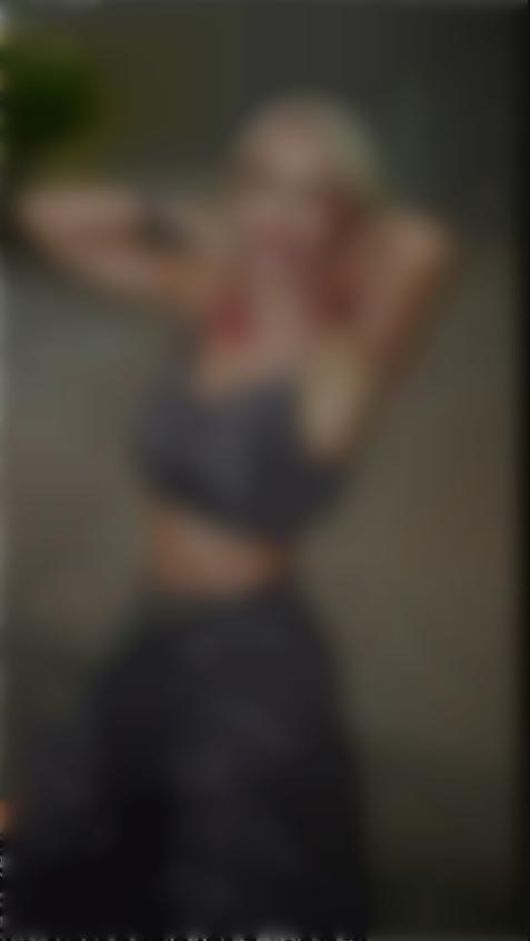 Yuliia Kyiv 37 y.o. - intelligent lady - small public photo.