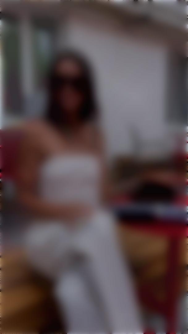 Isolde Lviv 41 y.o. - intelligent lady - small public photo.