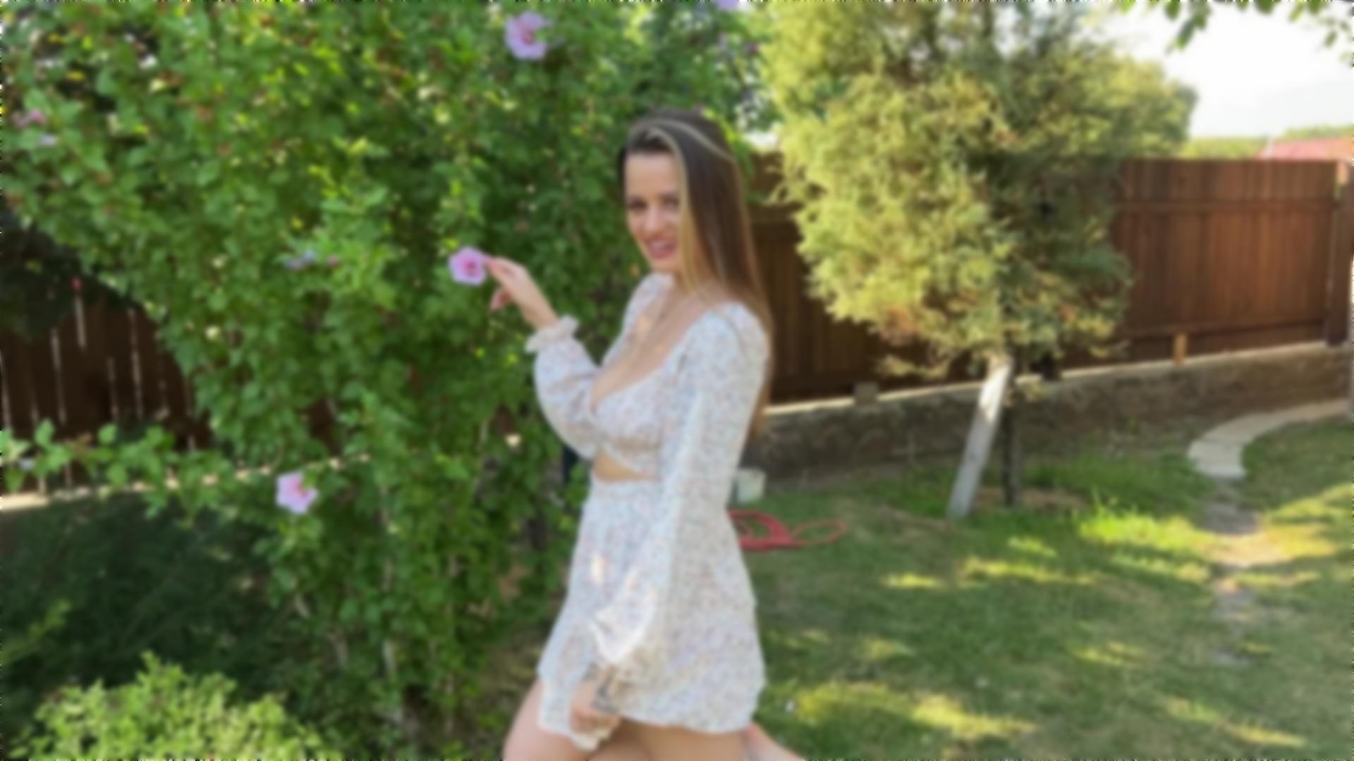 Victoria Kharkiv 27 y.o. - intelligent lady - small public photo.