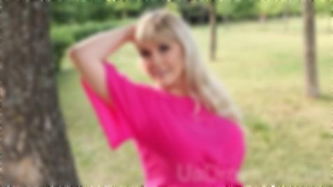 Natasha Zaporizhia 46 y.o. - intelligent lady - small public photo.