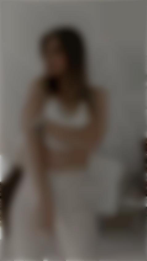 Ksenia Dnipro 31 y.o. - intelligent lady - small public photo.