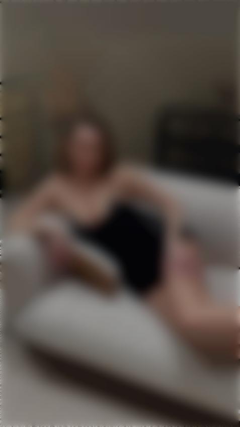 Anastasiia Ivano-Frankivsk 32 y.o. - intelligent lady - small public photo.