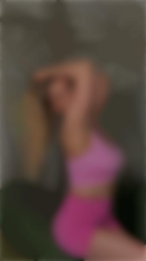 Iuliia Zhytomyr 37 y.o. - intelligent lady - small public photo.