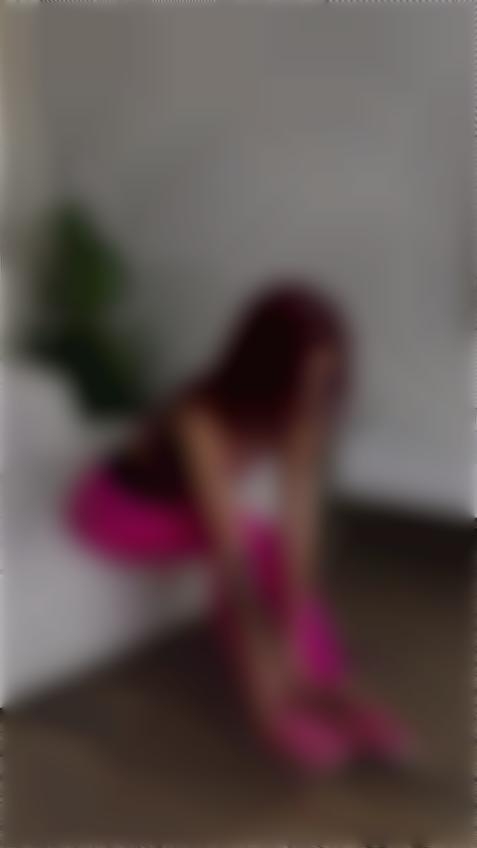 Olena Zhytomyr 32 y.o. - intelligent lady - small public photo.