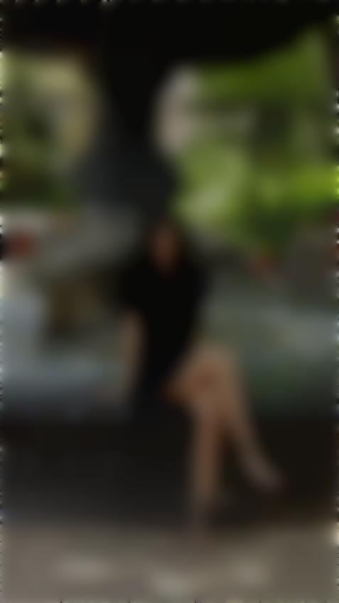 Alisa Dnipro 27 y.o. - intelligent lady - small public photo.