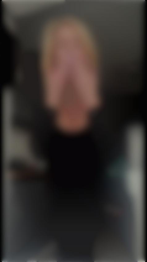 Zoya Dnipro 37 y.o. - intelligent lady - small public photo.