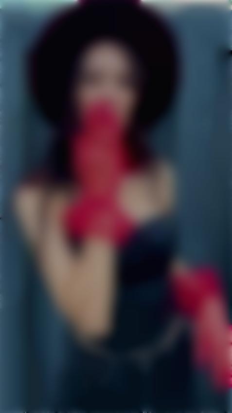 Julia Zhytomyr 39 y.o. - intelligent lady - small public photo.