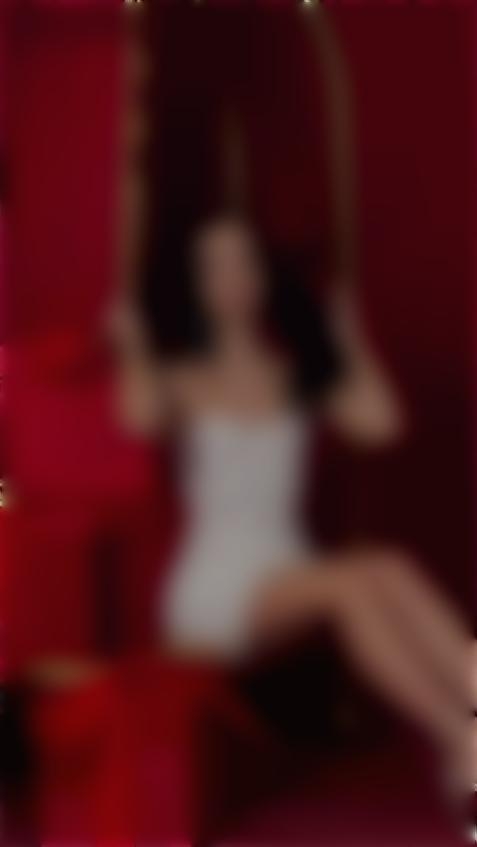 Vlada Zhytomyr 26 y.o. - intelligent lady - small public photo.