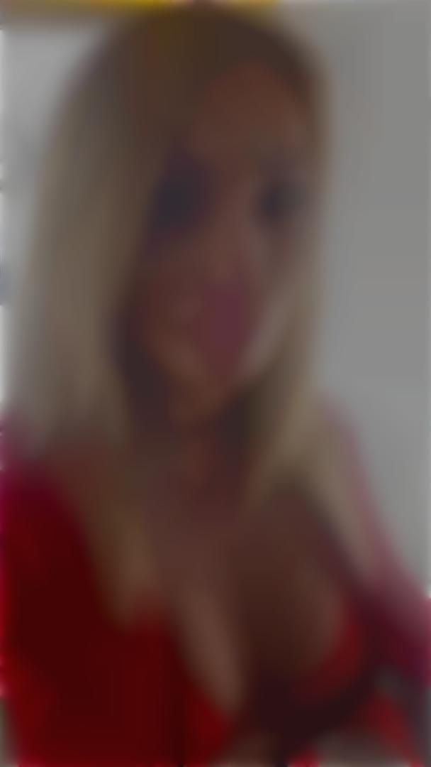 Hanna Cherkasy 39 y.o. - intelligent lady - small public photo.