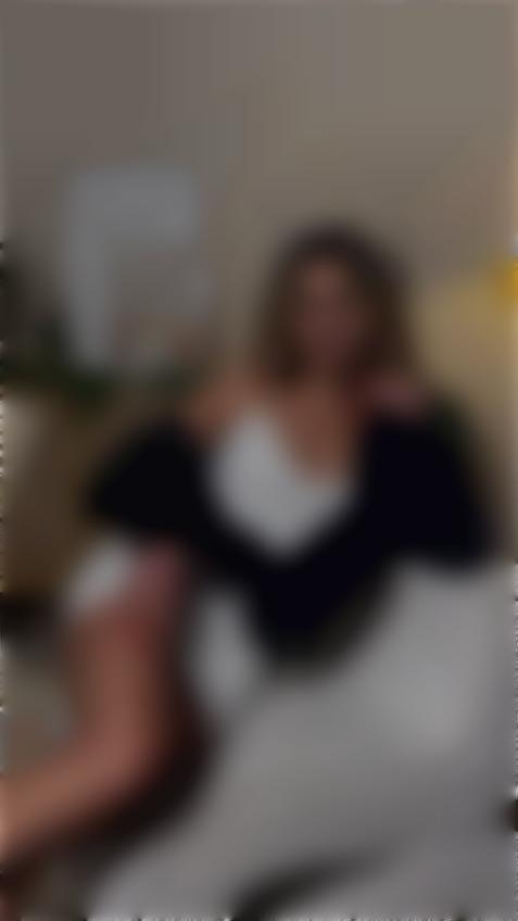 Liubov Zhytomyr 40 y.o. - intelligent lady - small public photo.