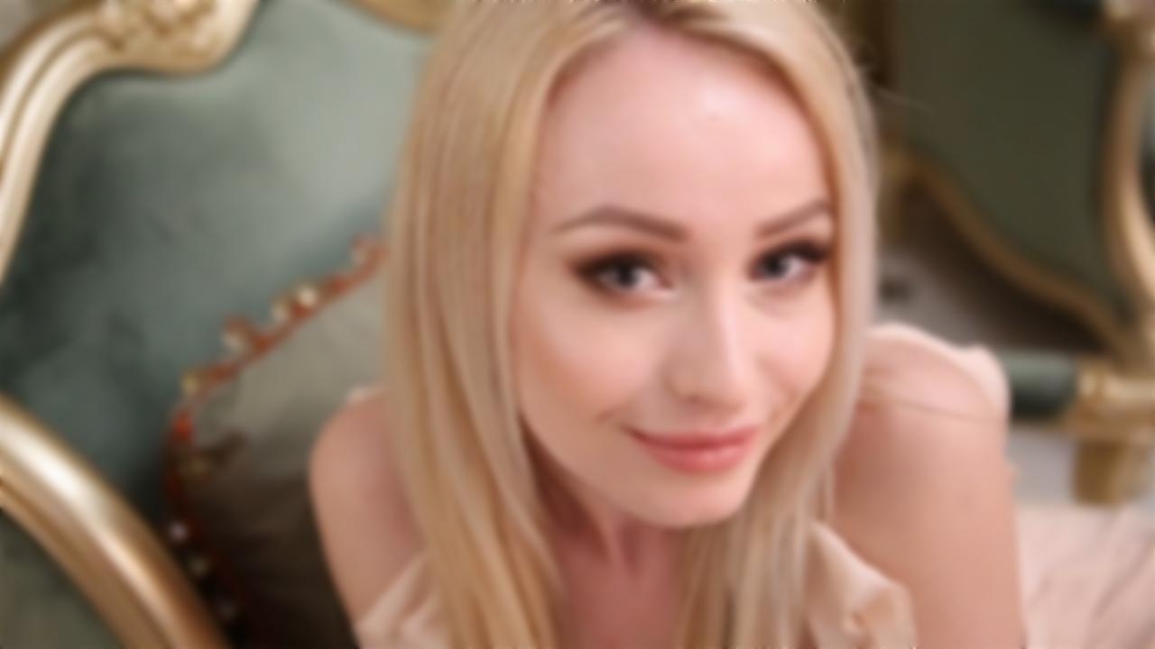Ilona Kyiv 29 y.o. - intelligent lady - small public photo.
