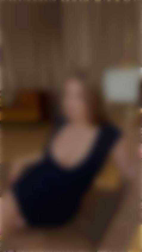 Yuliia Lutsk 19 y.o. - intelligent lady - small public photo.
