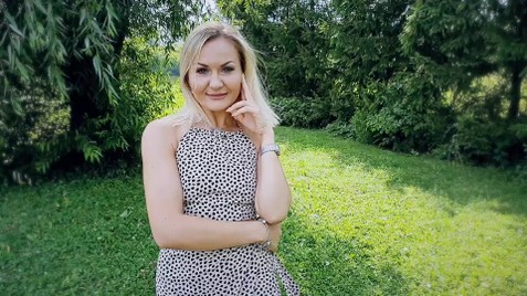 Mariana Ivano-Frankovsk 34 y.o. - intelligent lady - small public photo.