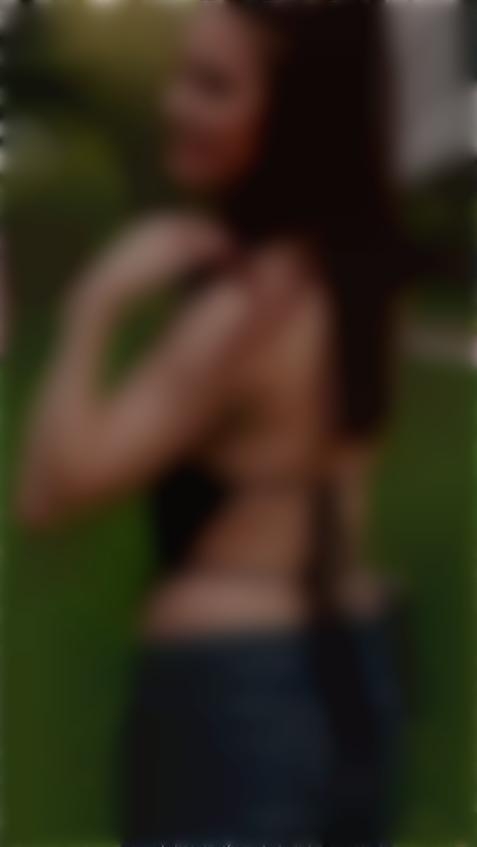 Alina-Yelyzaveta Kyiv 19 y.o. - intelligent lady - small public photo.
